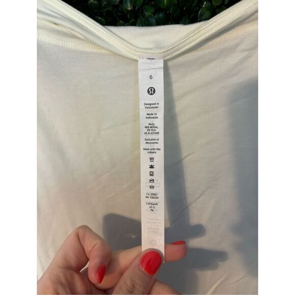 Lululemon Ivory Crossback Long Sleeve Size 6 - Picture 4 of 4